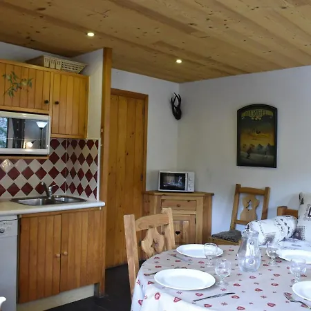Cosy 2 Pieces, Proche Pistes Et Commerces - - Fr-1-180-207